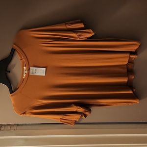 Mustard peasant tee/top NWT Medium